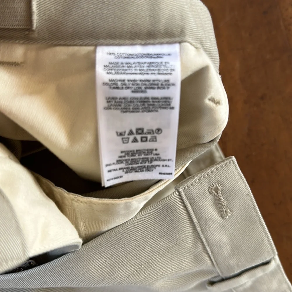 Brooks Brothers Khaki shorts - pair - size 12 - NWOT - Picture 7 of 9
